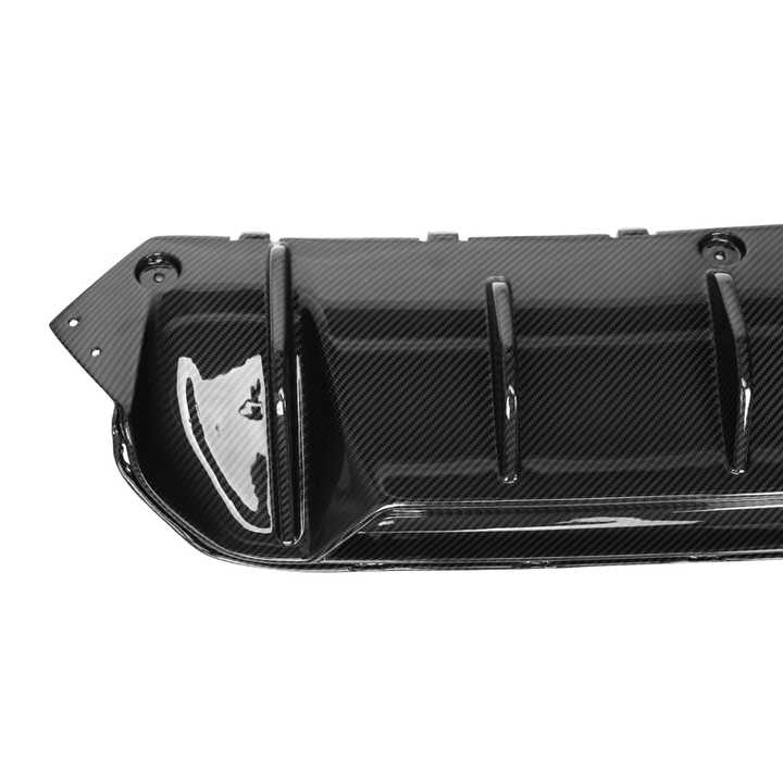 BMW M5 F90 Diffusore Posteriore in Carbonio Prepreg Stile Mp Nero Lucido di OPTIC (2017-2024)