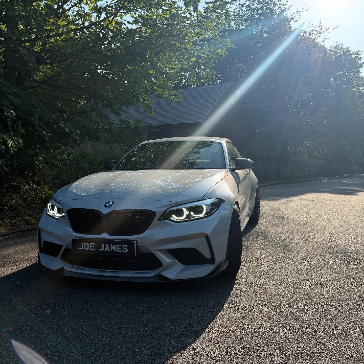 BMW M2 Competition F87 Lip Anteriore Stile Performance in Carbonio Prepreg Nero Lucido di OPTIC (2018-2021)