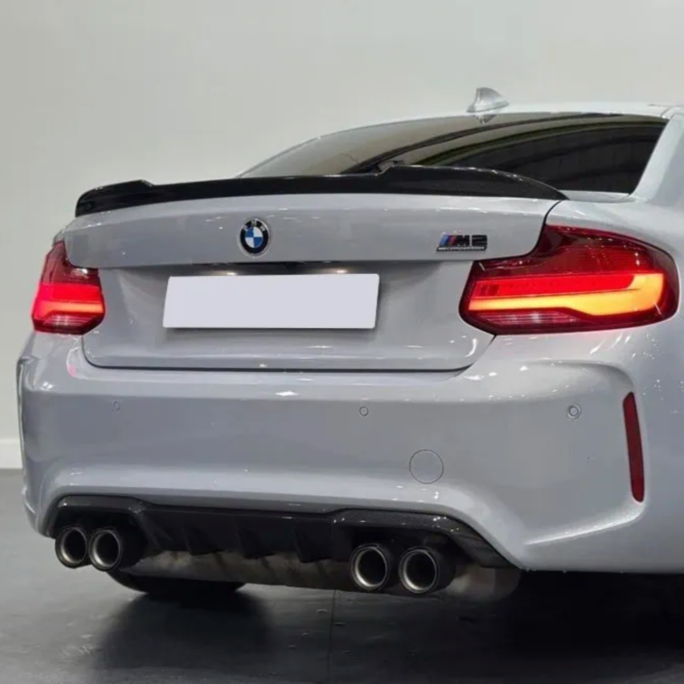 BMW Serie 2 & M2 F22 F87 Spoiler Posteriore Cs Stile in Carbonio Prepreg Nero Lucido di OPTIC (2014-2021)