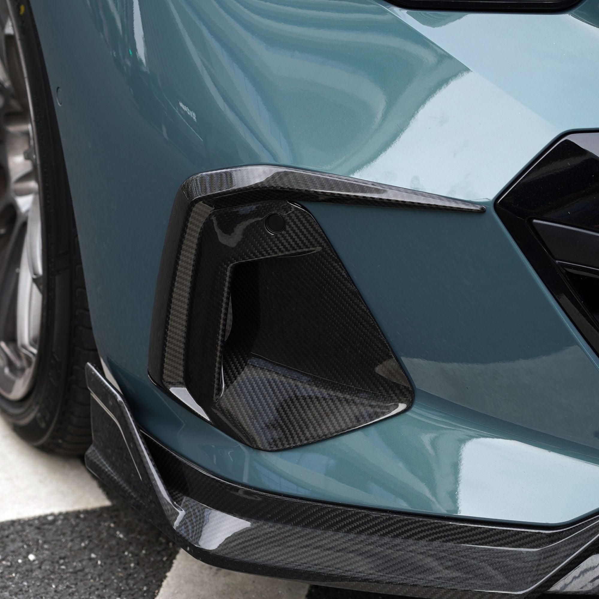 BMW Serie 5 G60 G61 Prepreg Carbonio Tk Stile Inserti Paraurti Anteriore di OPTIC (2024+)