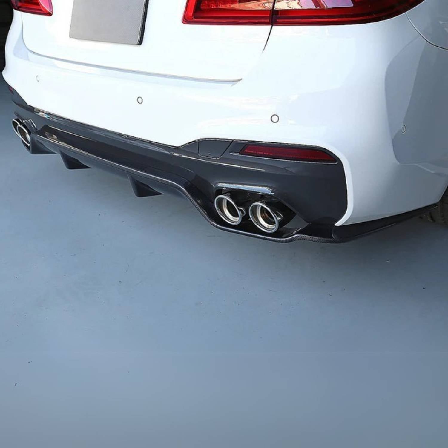 BMW Serie 5 G30 G31 M-Sport Nero Lucido Diffusore Posteriore 3D Stile (2017-2020)