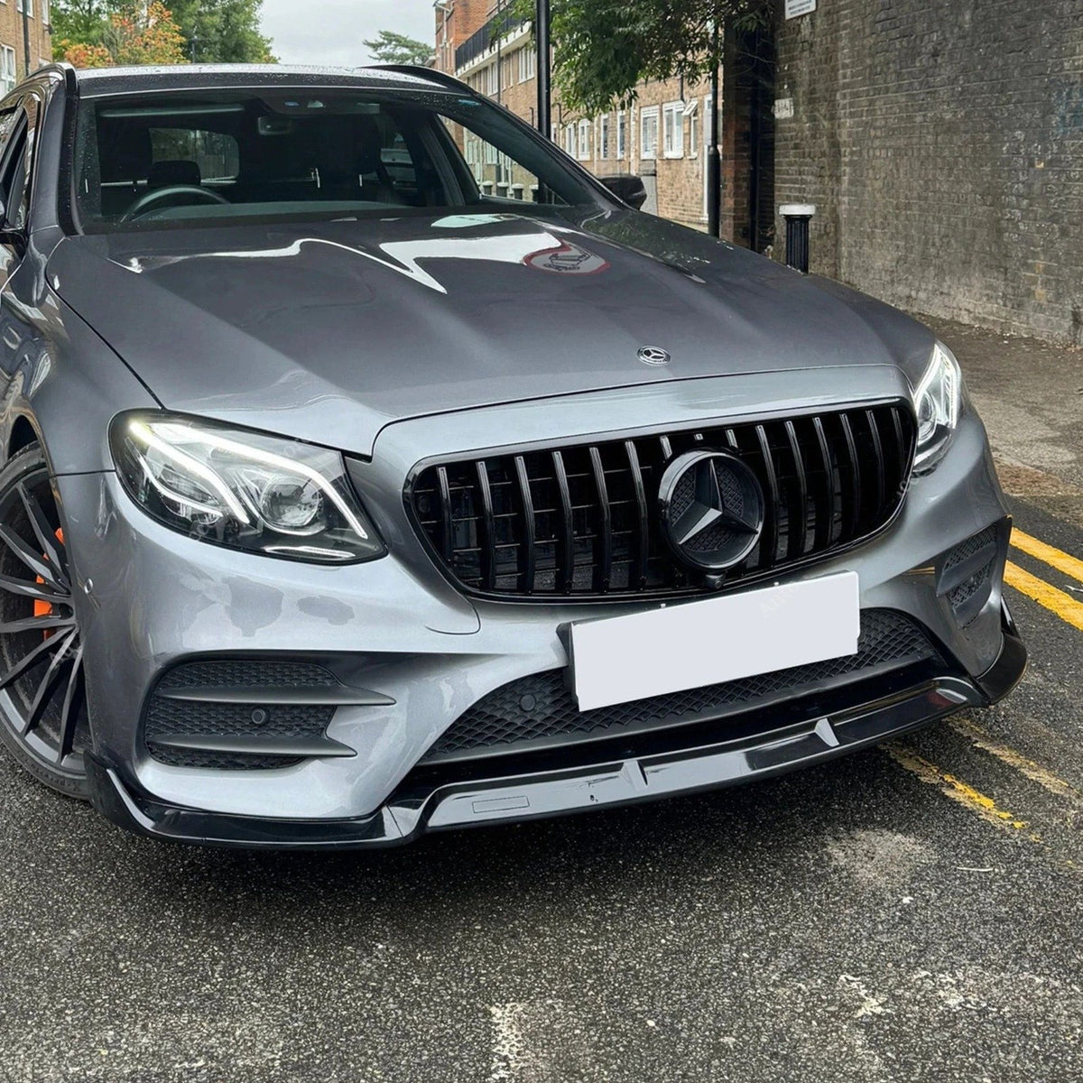 Mercedes E-Class W213 4 Porte Stile AMG Nero Lucido Lip Anteriore (2017-2020)