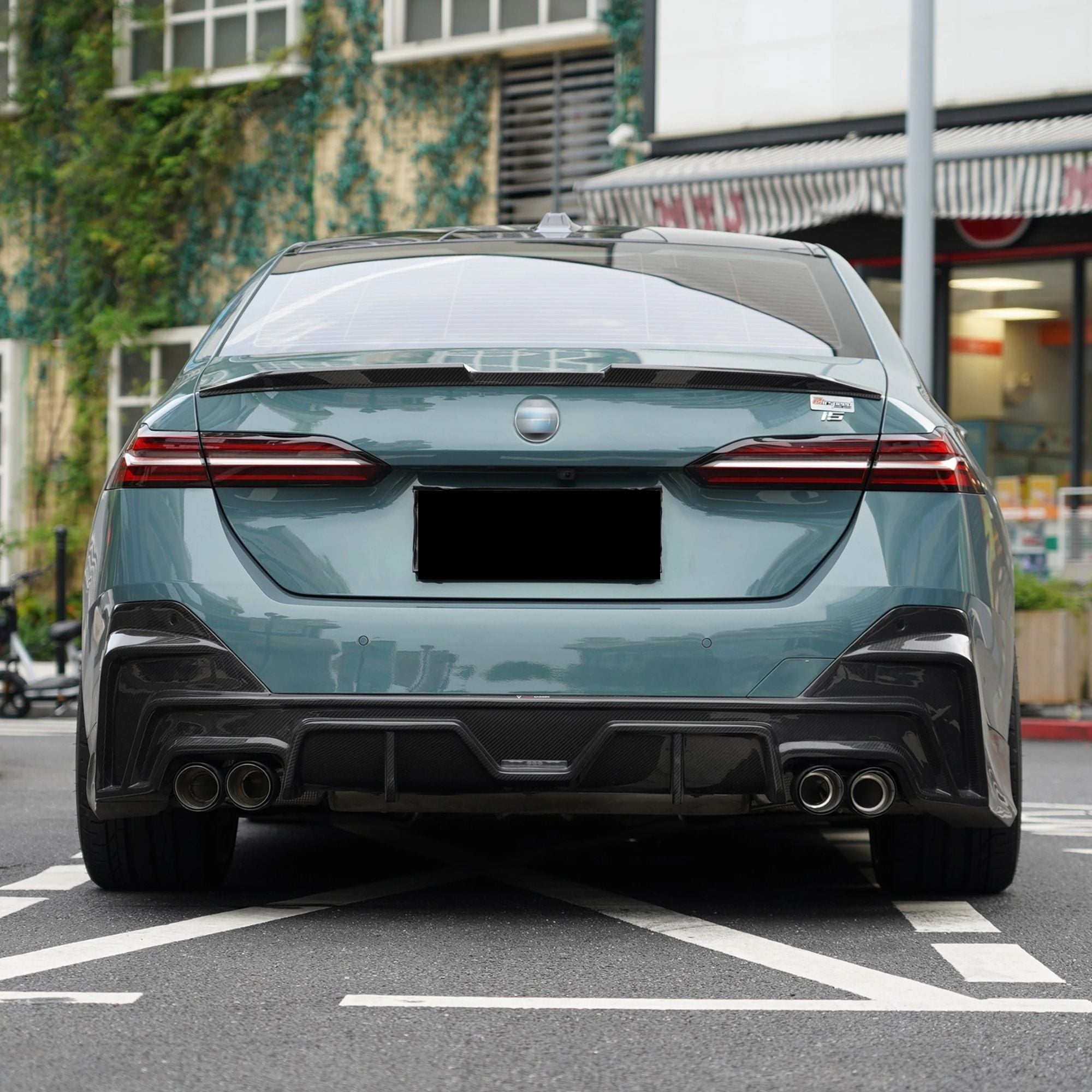 BMW Serie 5 G60 G61 Diffusore Posteriore Tk Stile in Carbonio Prepreg da OPTIC (2024+)