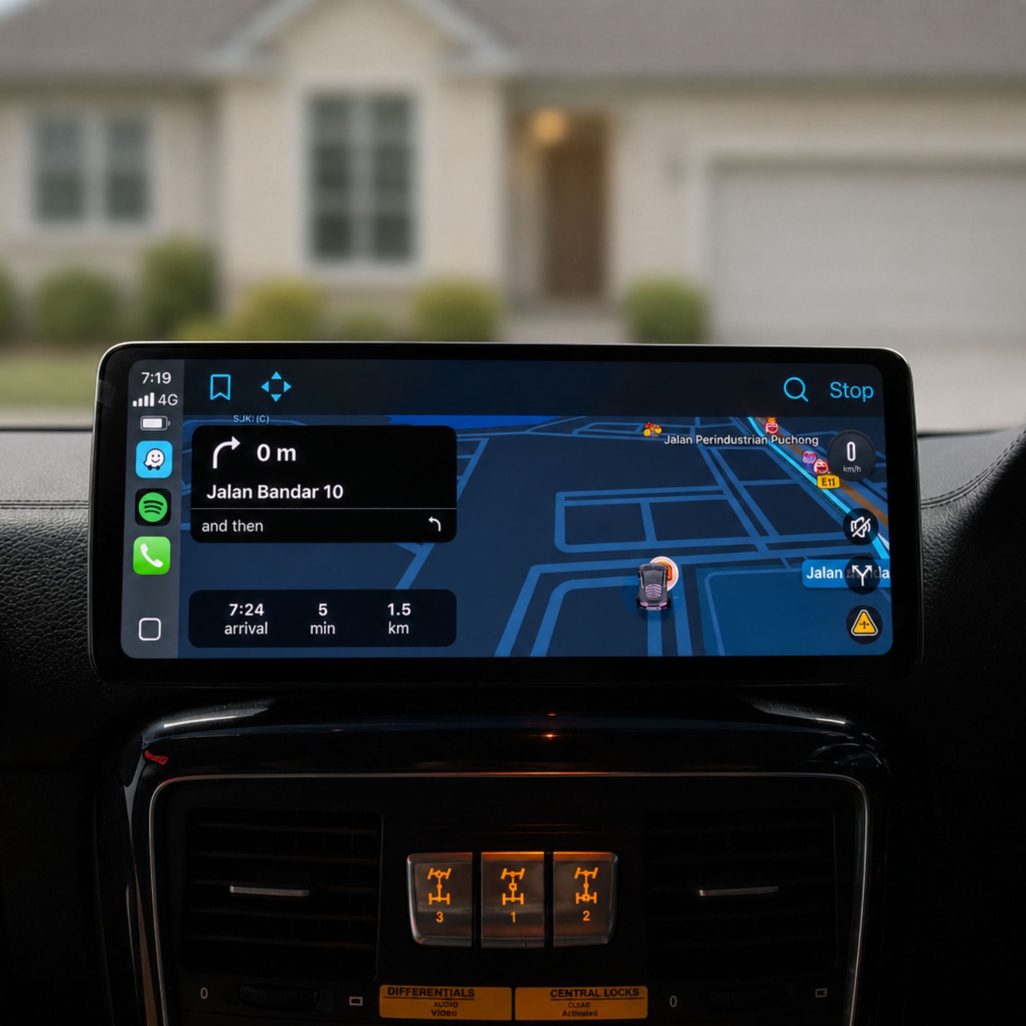 Mercedes G-Class W463 | 12.3" Display Touchscreen Apple CarPlay/Android Auto | (2013-2018)