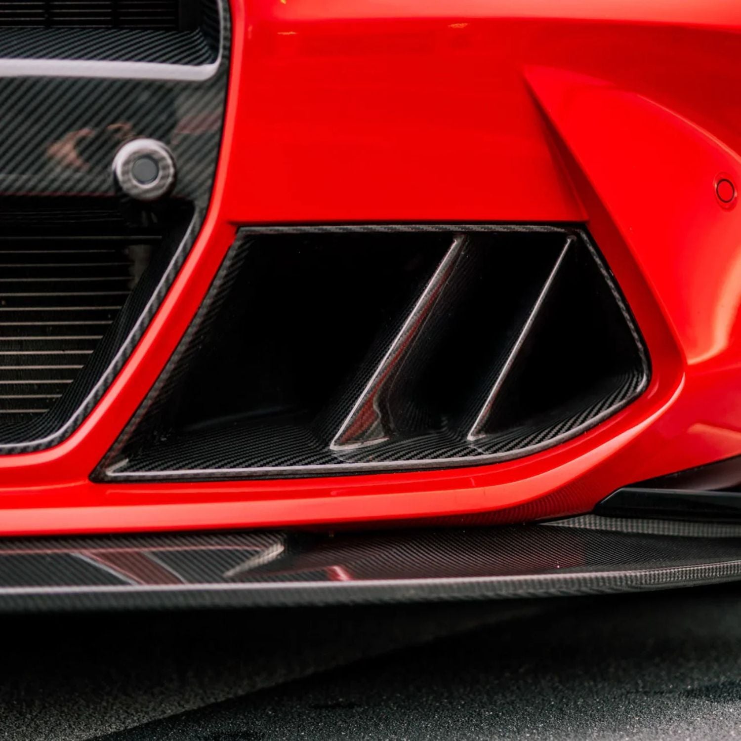 BMW M3 / M4 G80/G81/G82/G83 Prepreg Carbonio Pre-Preg Nero Lucido Condotti Paraurti di OPTIC (2021+)