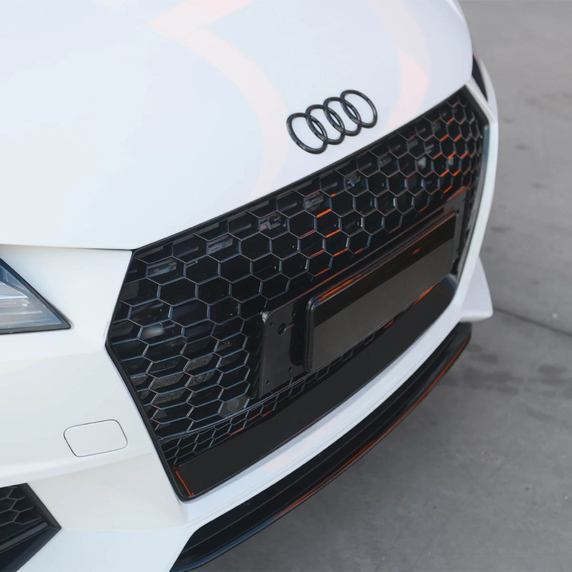 Audi TT/TTS 8S Griglia a Nido d'Ape Stile RS Nero Lucido (2016-2023)